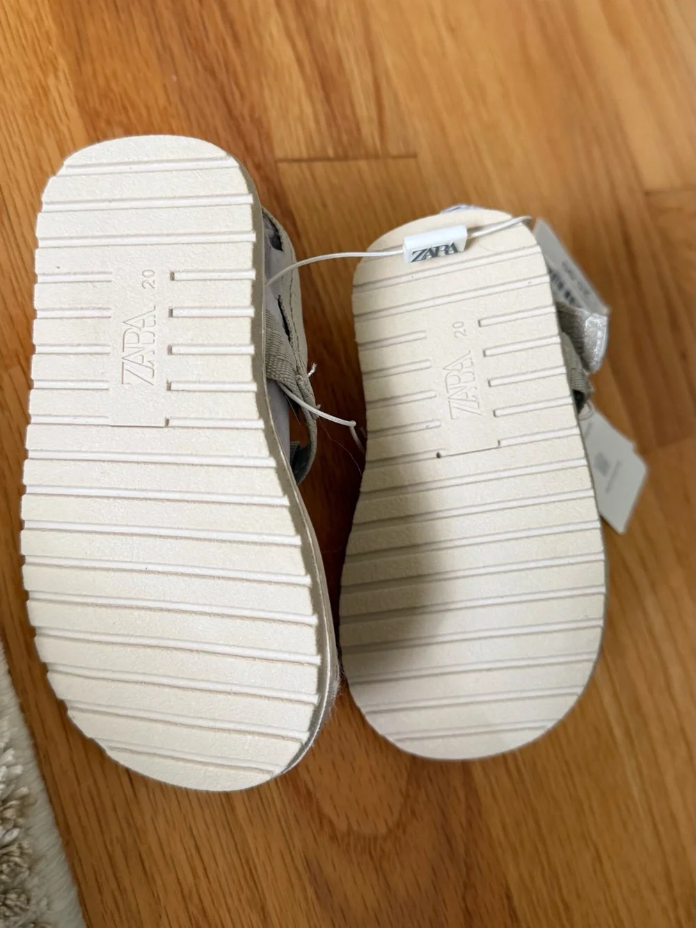 Zara Beige/Tan Kids Strappy Sandals